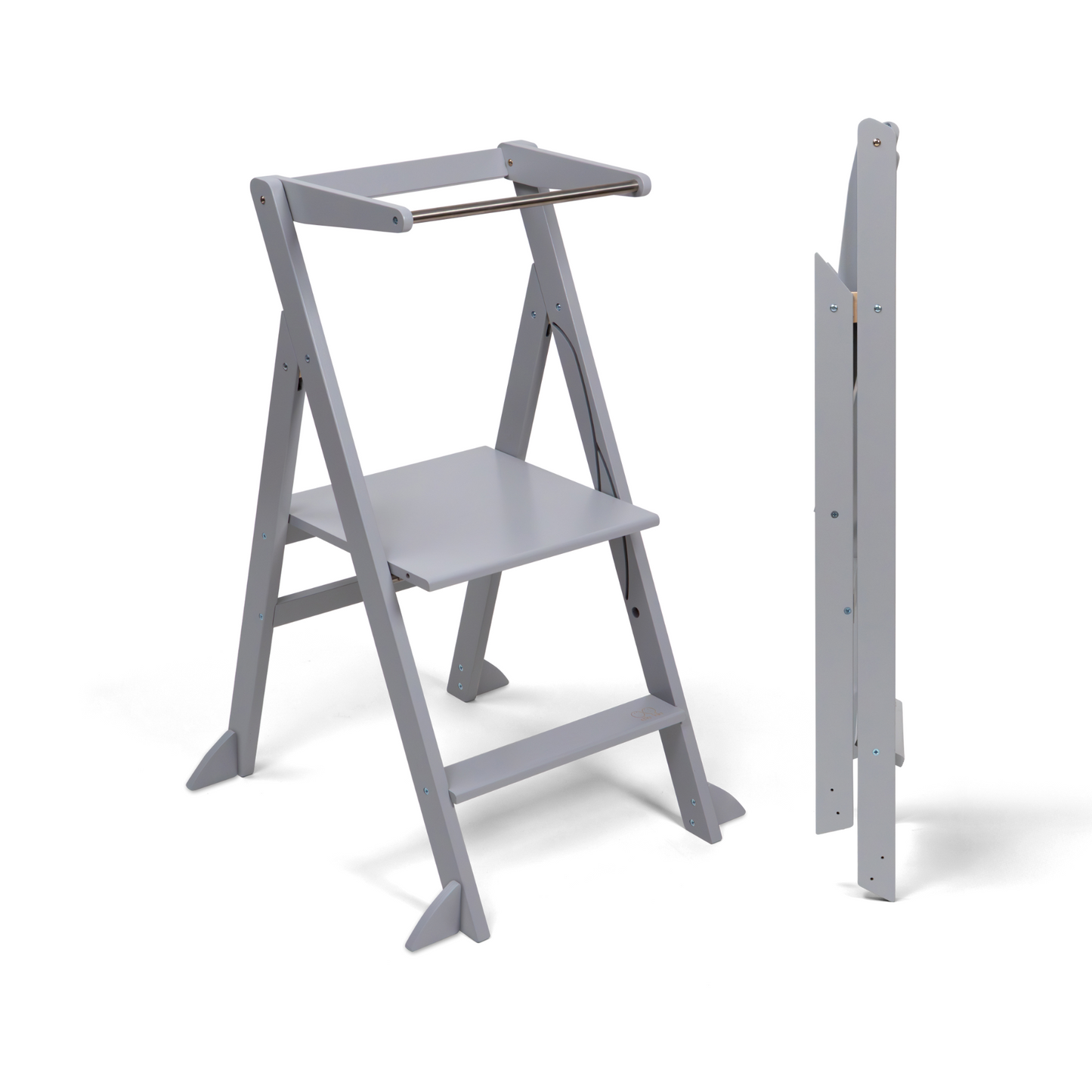 STEP'n'FOLD • Foldable helper tower with adjustable height