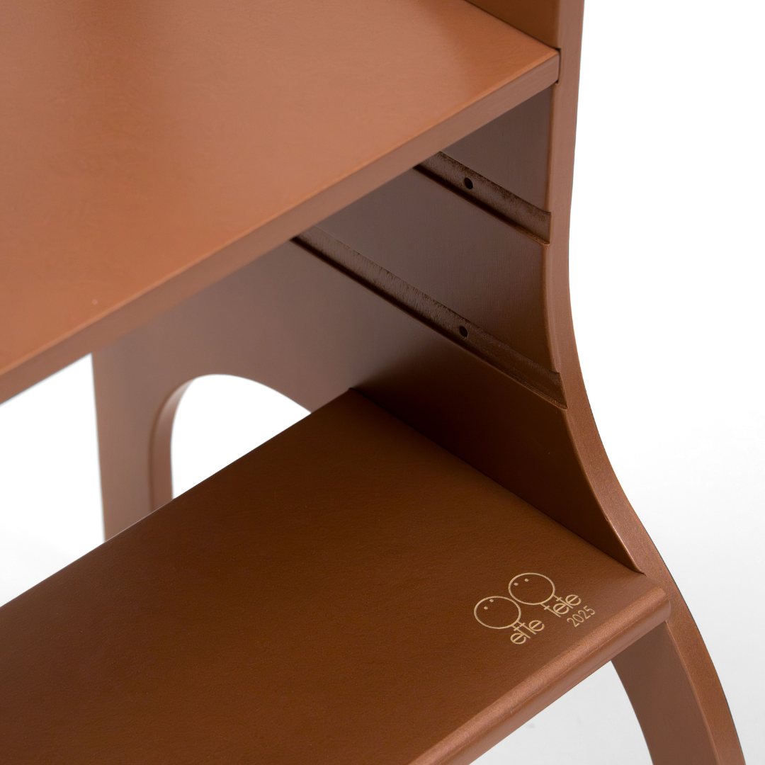 Edizione Limitata • STEP UP Torre di Aiuto Regolabile • Pantone Colore dell'Anno 2025