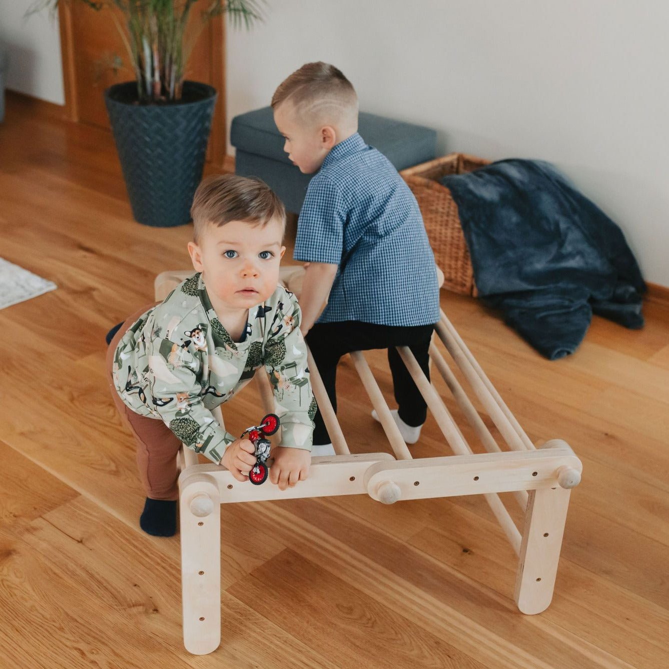 Modifiable climbing frame MOPITRI®, inspired by Emmi Pikler - Ette Tete