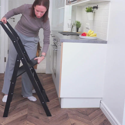 STEP'n'FOLD • Foldable helper tower with adjustable height